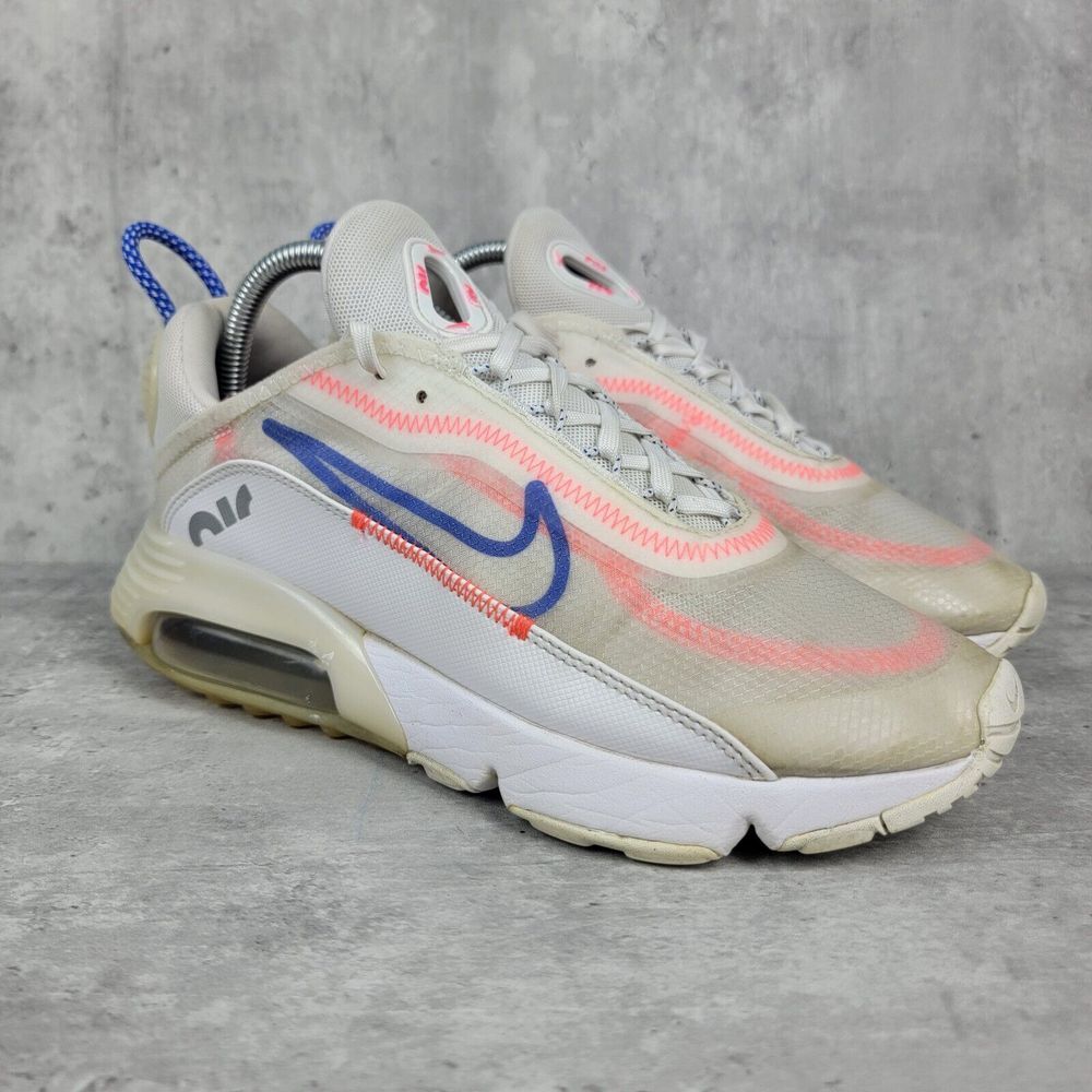 Nike Womans Running Shoes Size 9 Air Max 2090 White Flash Crimson CT1290-100